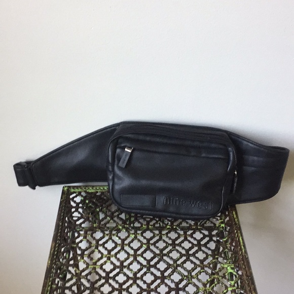 nine west fanny pack